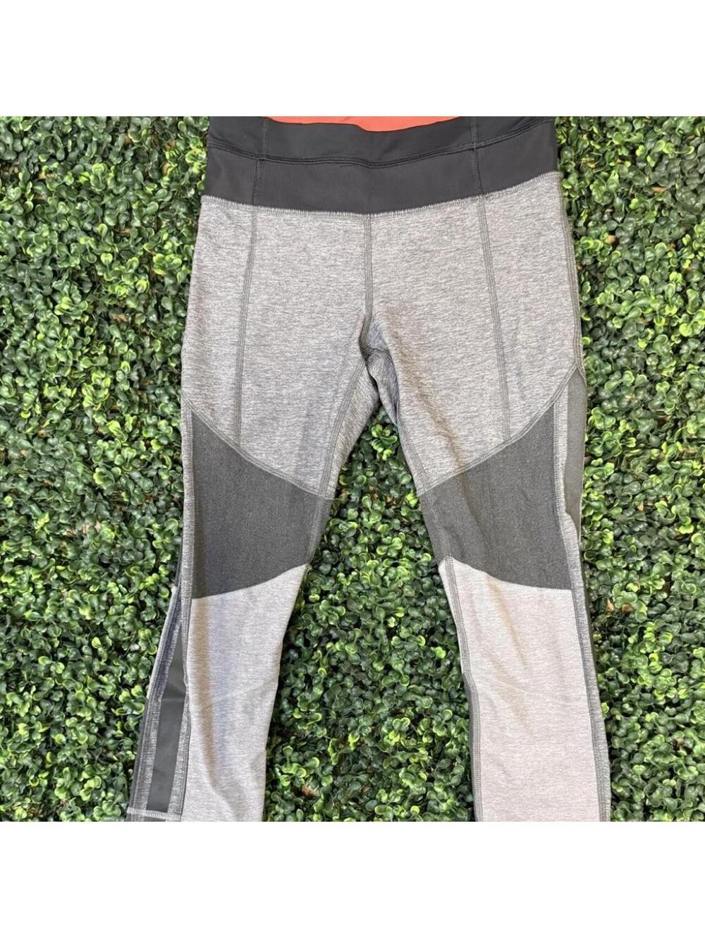 Title: Lululemon Run Inspire Crop II Colorblock Leggings Est Size 0-2
